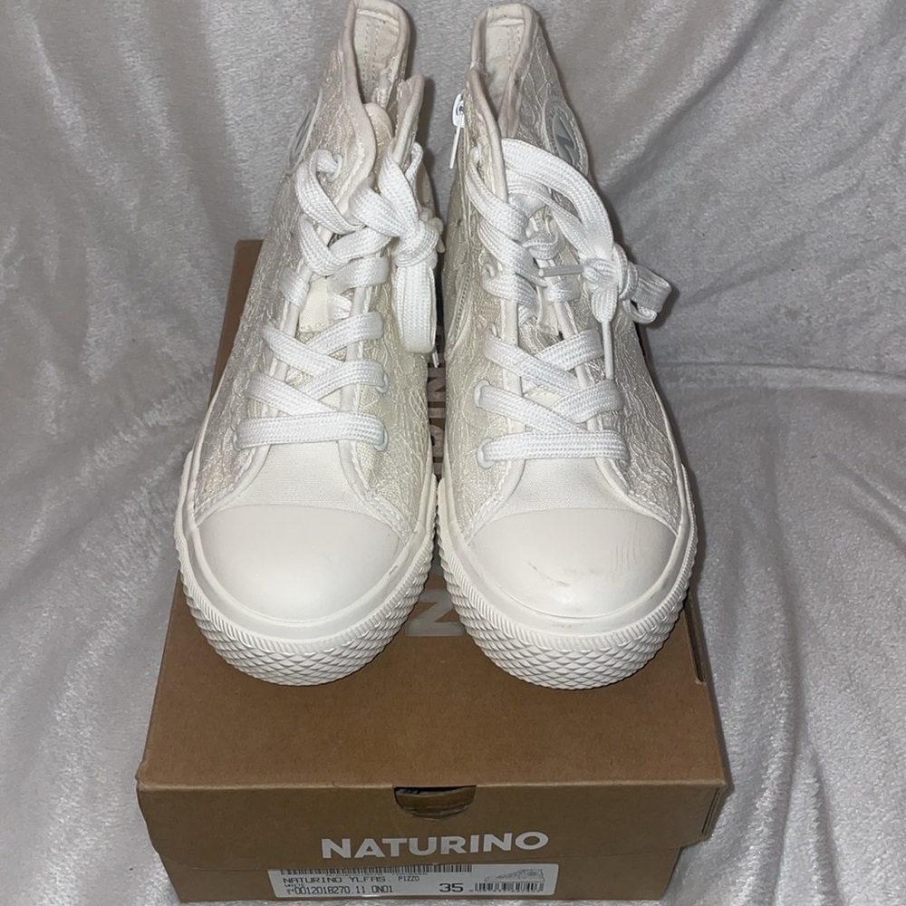 NATURINO YLFAS White Lace High-Top Sneakers - Picture 8 of 15